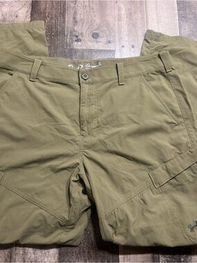 Under Armour Olive Green HeatGear Athletic Pants 36x31 NNT